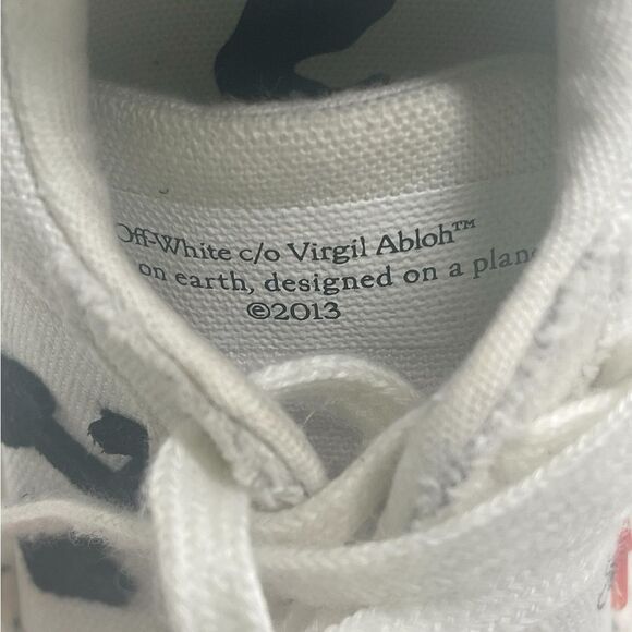 Off-White Kids Vulcanised- Sneakers 24” kids size 6 RARE - Picture 5 of 13